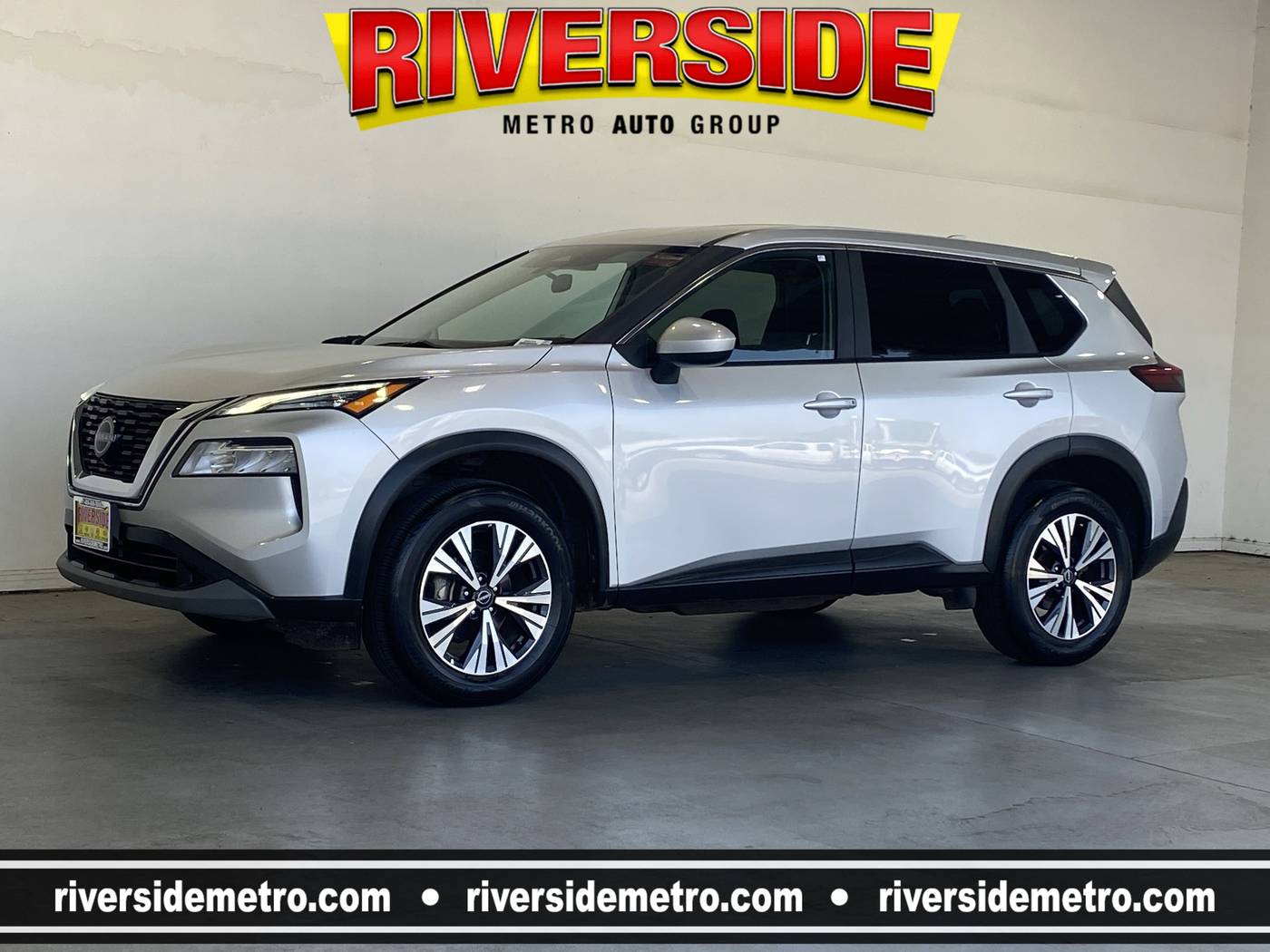 2023 Nissan Rogue SV — SUV — 18,475 mi — Riverside, CA