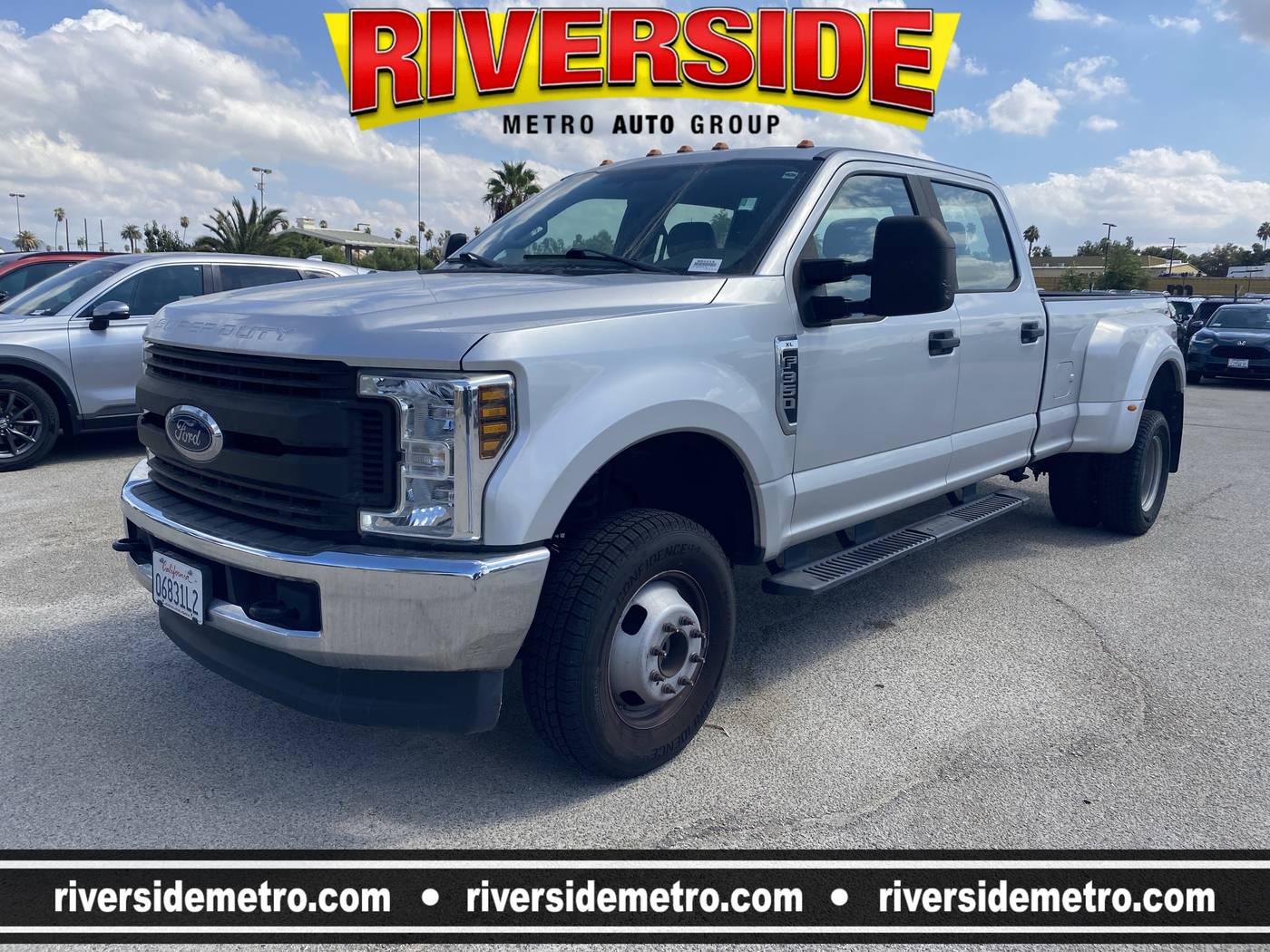 2019 Ford Super Duty F-350 XL — Pickup Truck — 66,190 mi — Riverside, CA