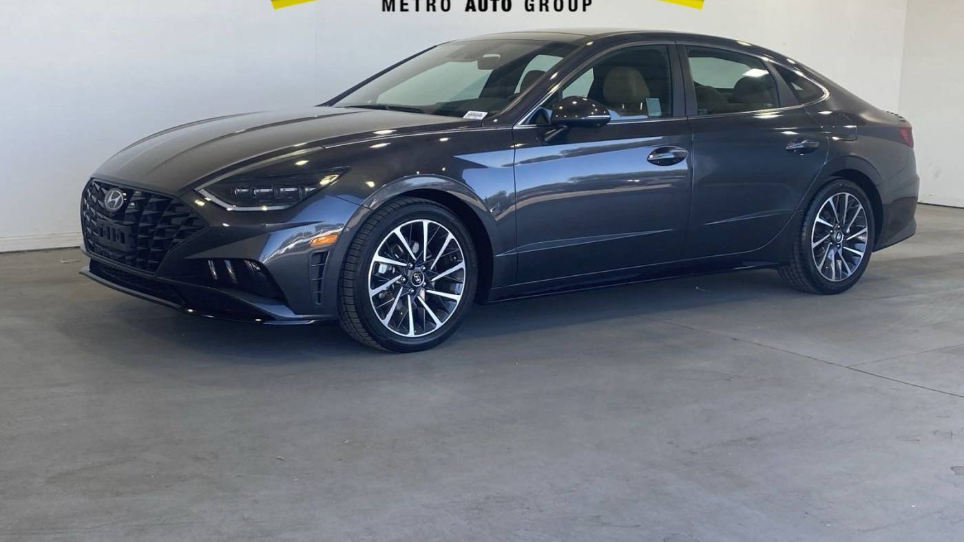 2020 Hyundai Sonata Limited — Sedan — 35,180 mi — Riverside, CA
