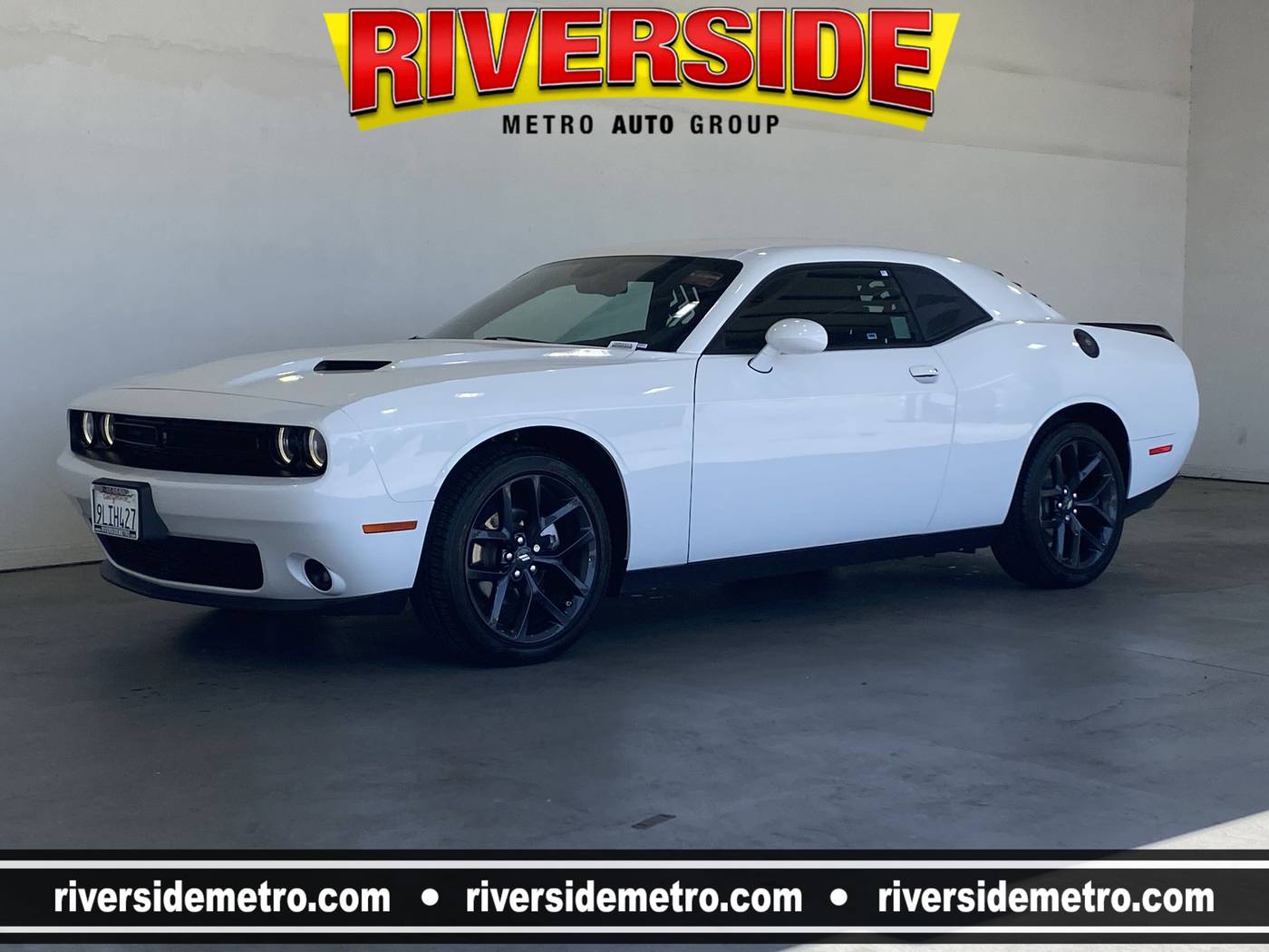 2023 Dodge Challenger SXT — Coupe — 4,158 mi — Riverside, CA