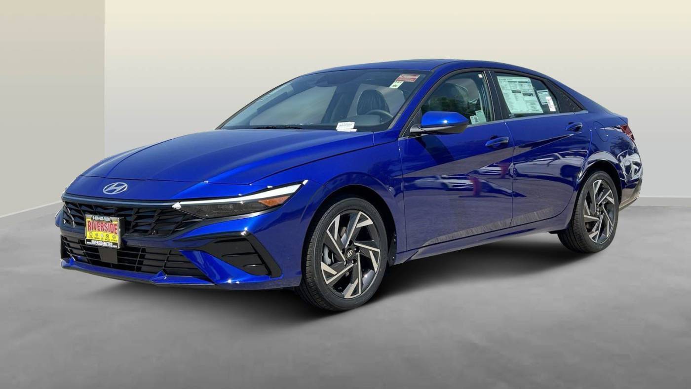2024 Hyundai Elantra SEL — Sedan — 9,551 mi — Riverside, CA