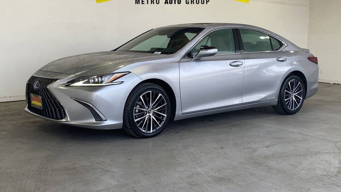 2022 Lexus ES ES 300h — Sedan — 56,195 mi — Riverside, CA