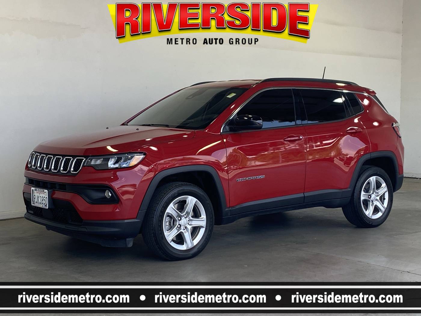 2023 Jeep Compass Latitude — SUV — 28,327 mi — Riverside, CA