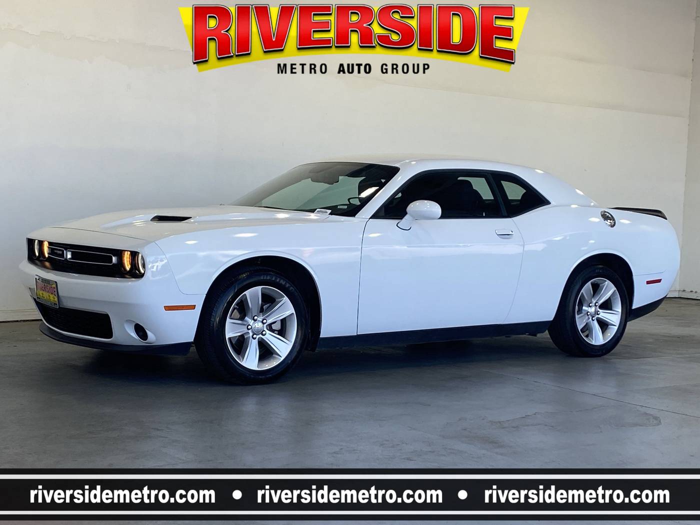 2023 Dodge Challenger SXT — Coupe — 52,875 mi — Riverside, CA