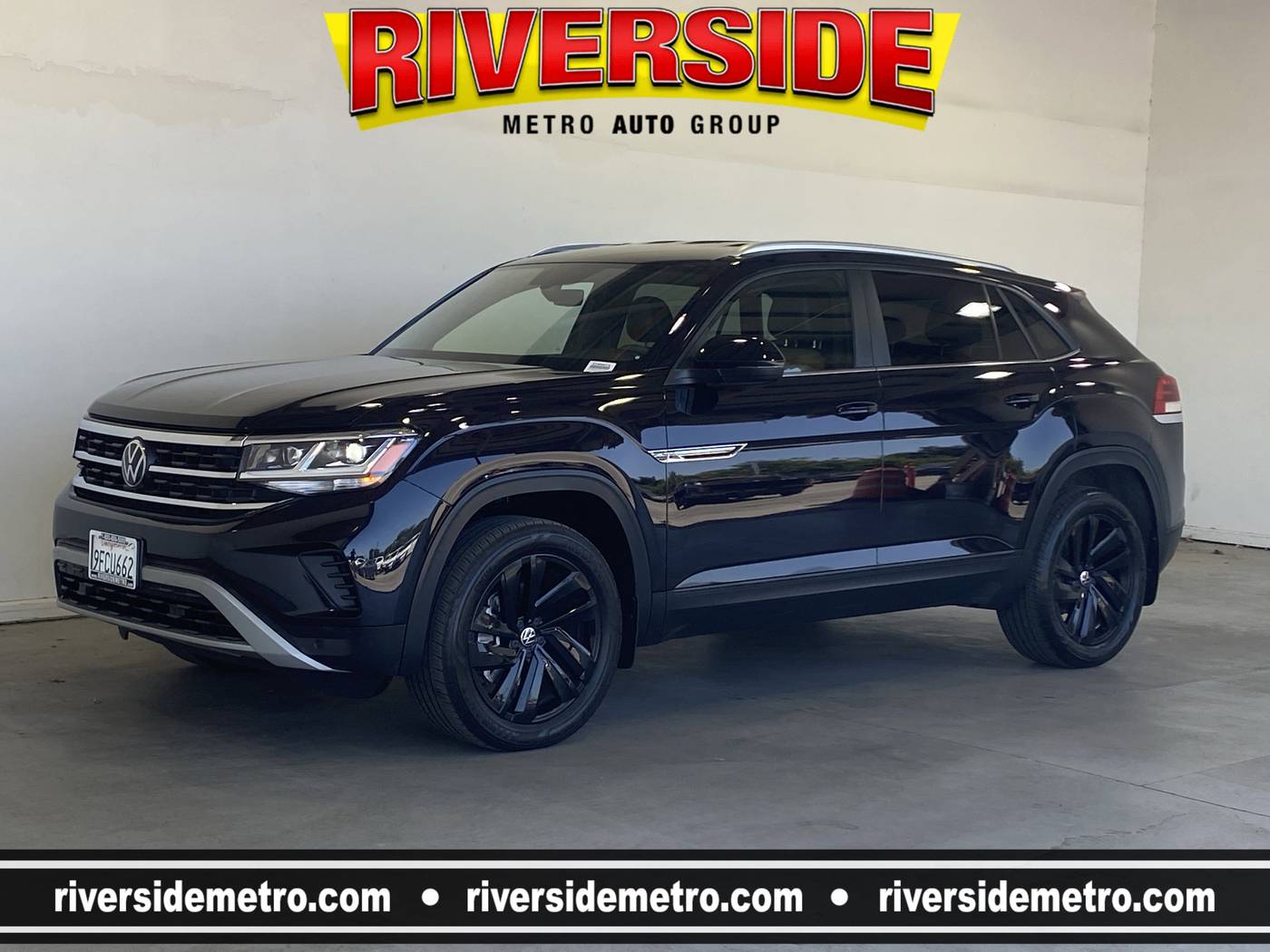 2023 Volkswagen Atlas Cross Sport SE with Technology — SUV — 25,143 mi — Riverside, CA