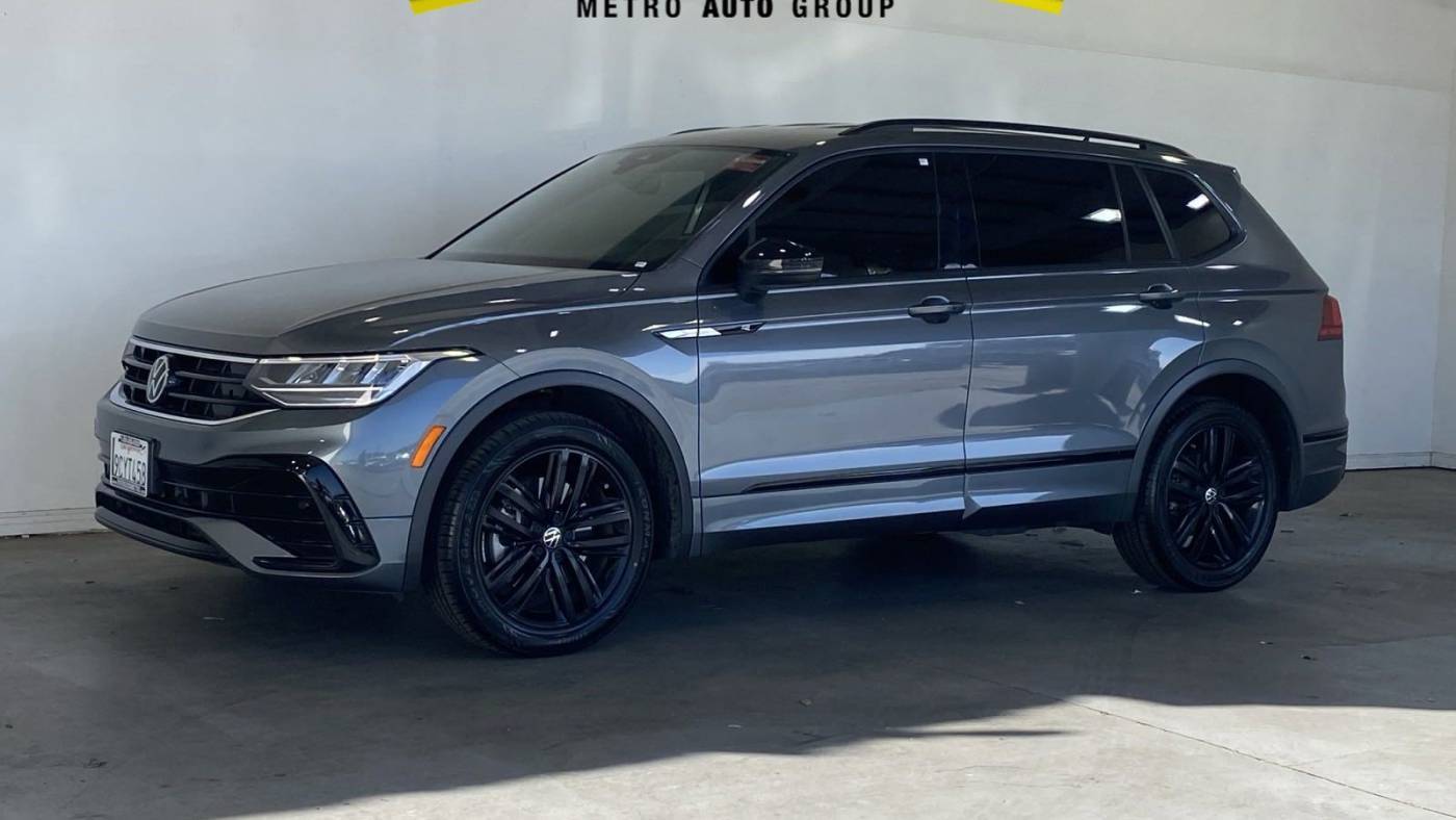 2022 Volkswagen Tiguan SE R-Line Black — SUV — 59,661 mi — Riverside, CA