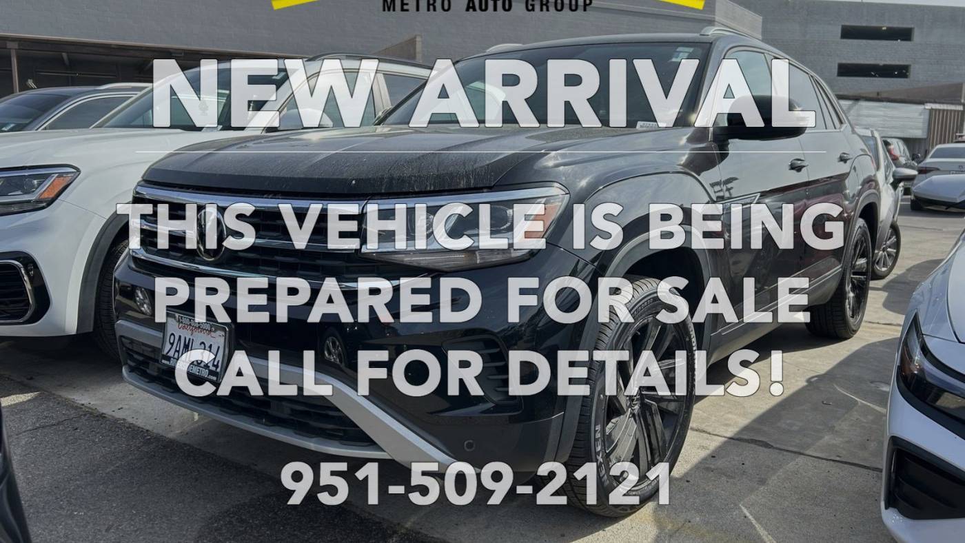 2022 Volkswagen Atlas Cross Sport SE with Technology — SUV — 52,953 mi — Riverside, CA