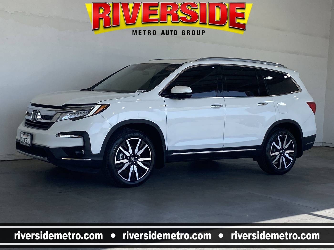 2022 Honda Pilot Touring — SUV — 35,469 mi — Riverside, CA
