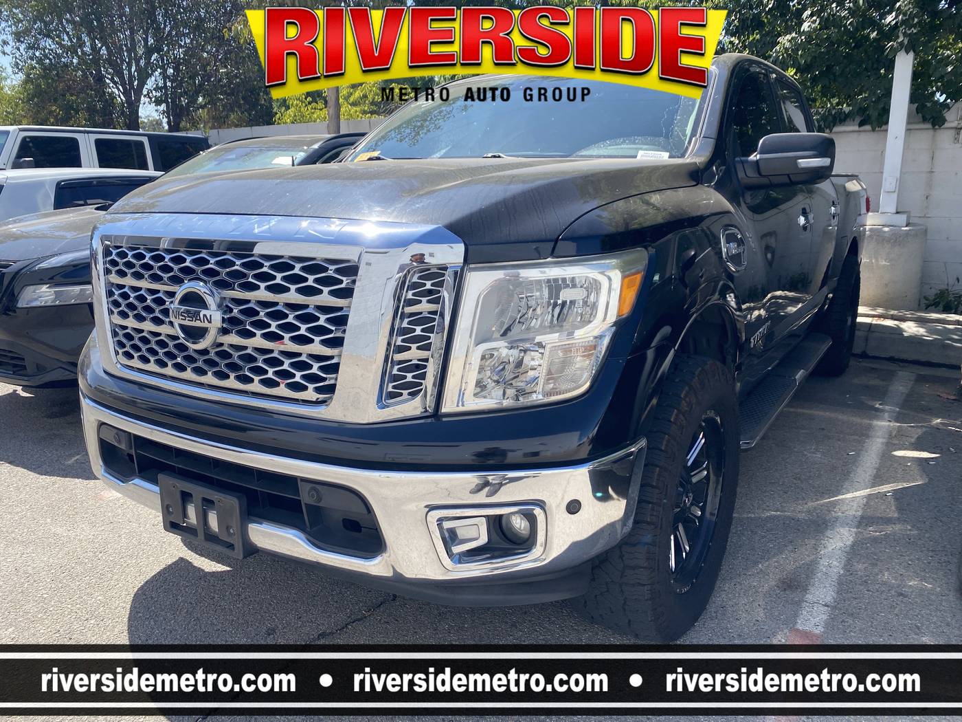 2017 Nissan Titan SV — Pickup Truck — 77,783 mi — Riverside, CA