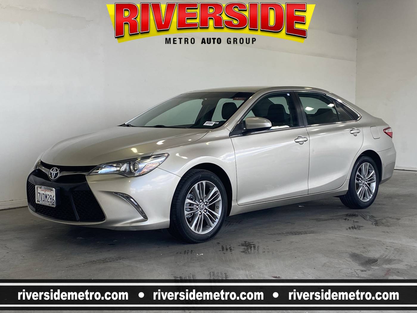 2017 Toyota Camry SE — Sedan — 139,469 mi — Riverside, CA