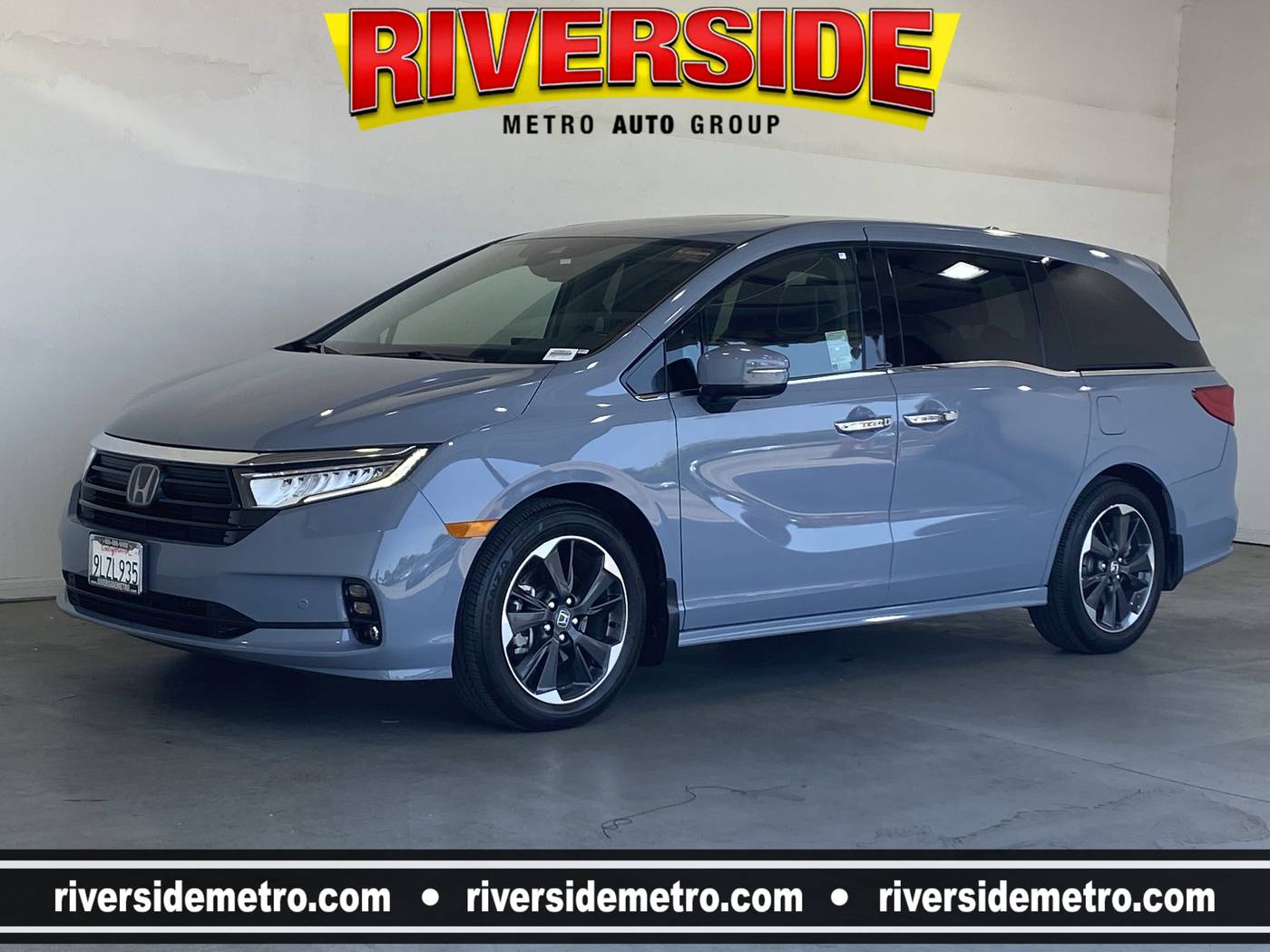 2024 Honda Odyssey Elite — Minivan — 12,031 mi — Riverside, CA