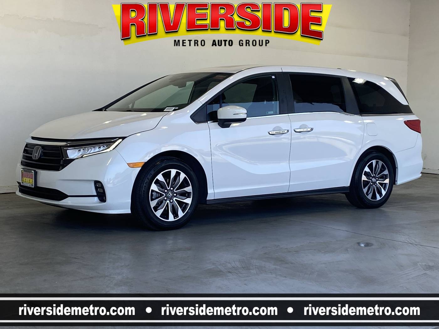 2023 Honda Odyssey EX-L — Minivan — 15,299 mi — Riverside, CA