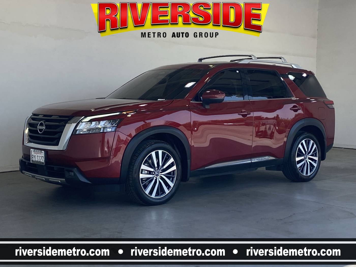 2022 Nissan Pathfinder Platinum — SUV — 40,891 mi — Riverside, CA