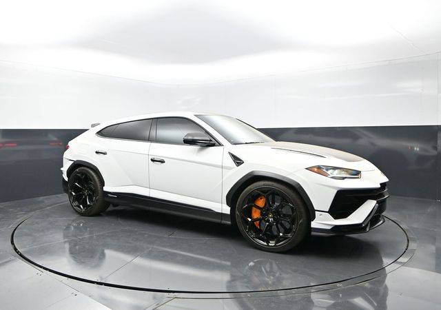 2023 Lamborghini Urus Performante
