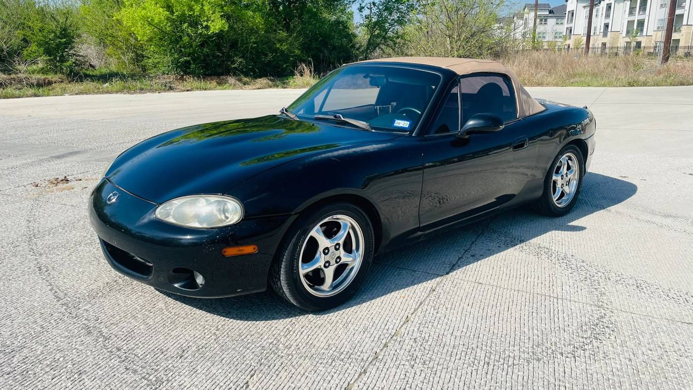 2002 Mazda MX-5 Miata SE