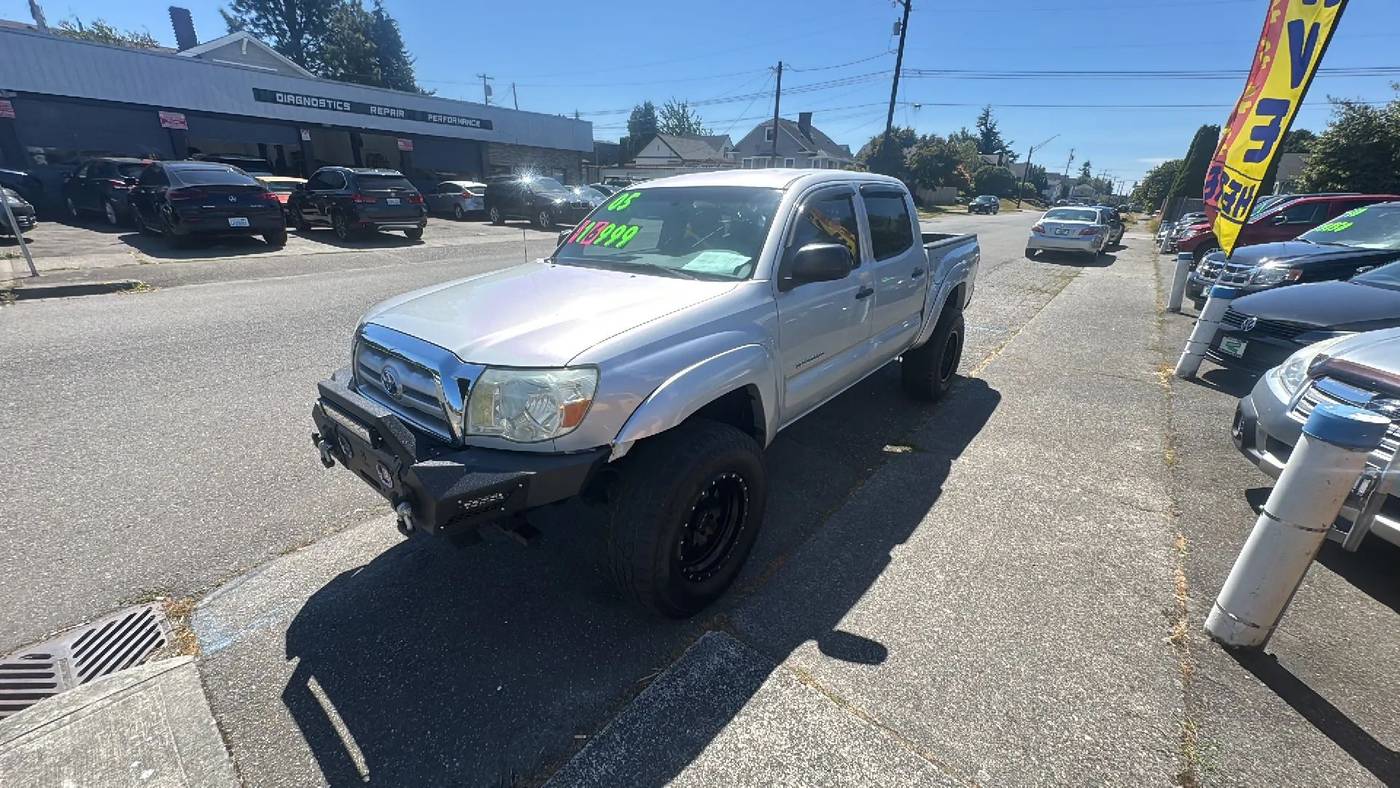 2005 Toyota Tacoma Base