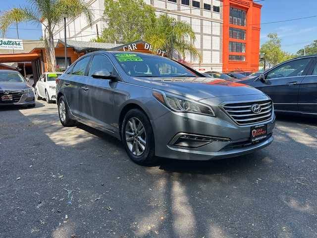 2015 Hyundai Sonata SE — Sedan — 109,220 mi — Pasadena, CA