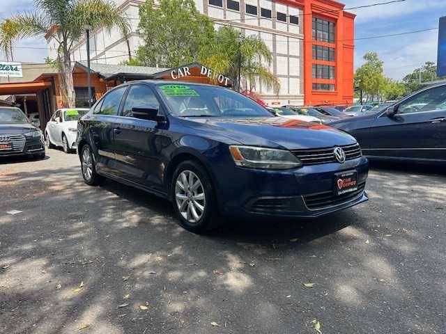 2014 Volkswagen Jetta 1.8T SE — Sedan — 211,237 mi — Pasadena, CA