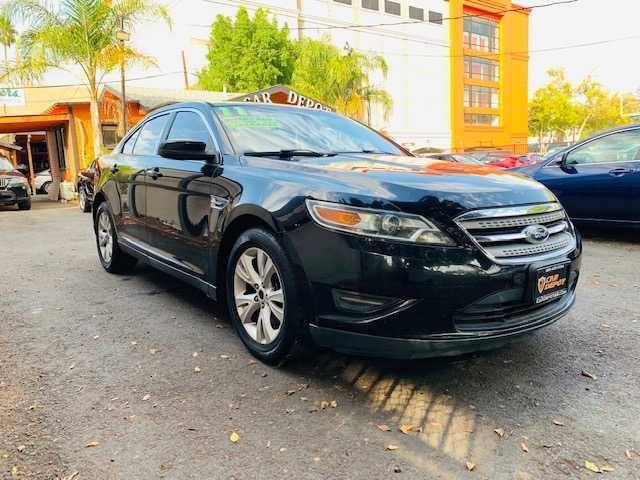 2011 Ford Taurus SEL — Sedan — 124,023 mi — Pasadena, CA
