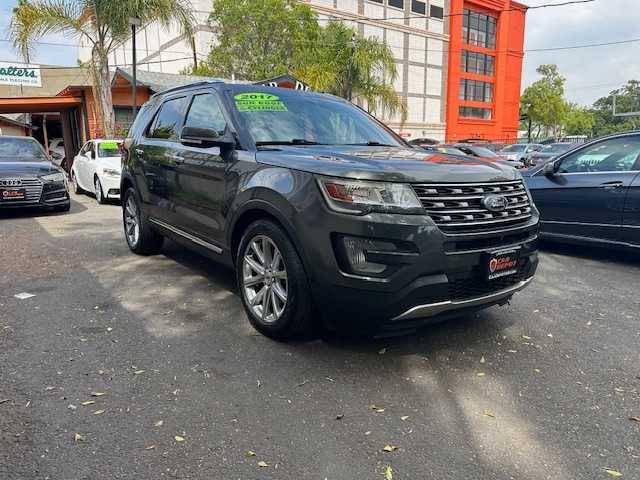 2017 Ford Explorer Limited — SUV — 119,070 mi — Pasadena, CA