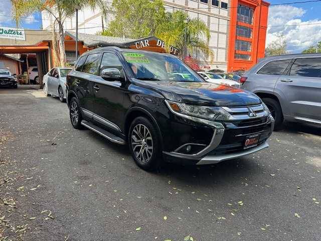 2017 Mitsubishi Outlander SEL — SUV — 101,559 mi — Pasadena, CA