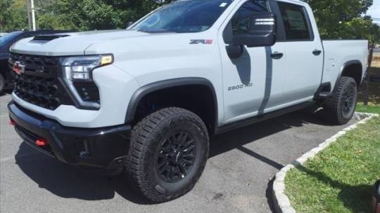 2025 Chevrolet Silverado 2500HD ZR2 — Pickup Truck — 9,400 mi — Huntsville, AL