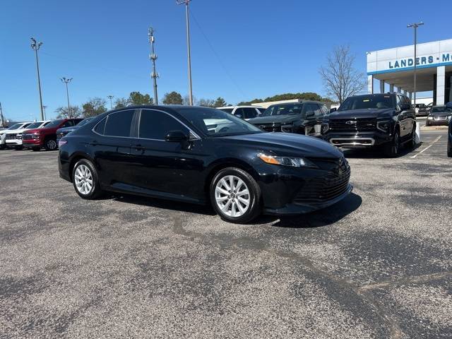 2020 Toyota Camry LE — Sedan — 31,041 mi — Huntsville, AL