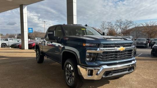 2025 Chevrolet Silverado 2500HD LT — Pickup Truck — 700 mi — Huntsville, AL