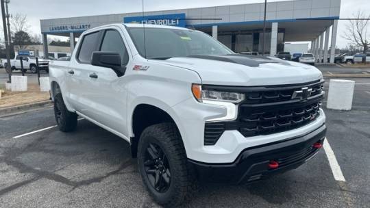 2024 Chevrolet Silverado 1500 LT Trail Boss — Pickup Truck — 6,415 mi — Huntsville, AL
