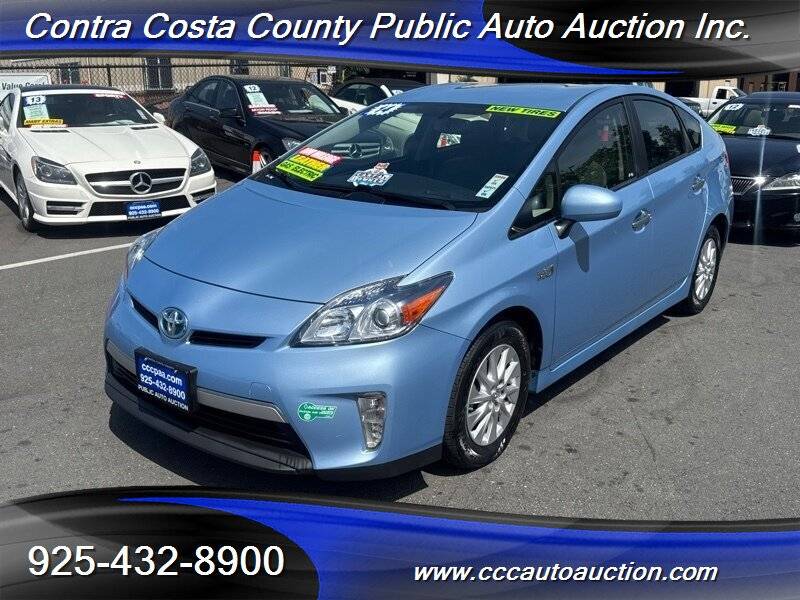 2014 Toyota Prius Advanced — Hatchback — 98,132 mi — Pittsburg, CA