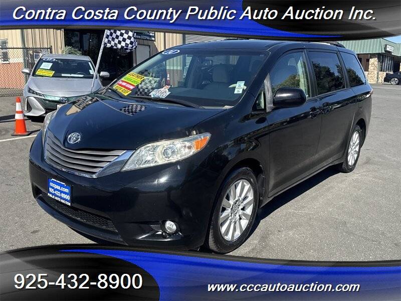 2014 Toyota Sienna XLE — Minivan — 112,735 mi — Pittsburg, CA
