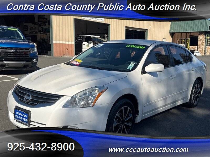 2010 Nissan Altima 2.5 S — Sedan — 98,011 mi — Pittsburg, CA