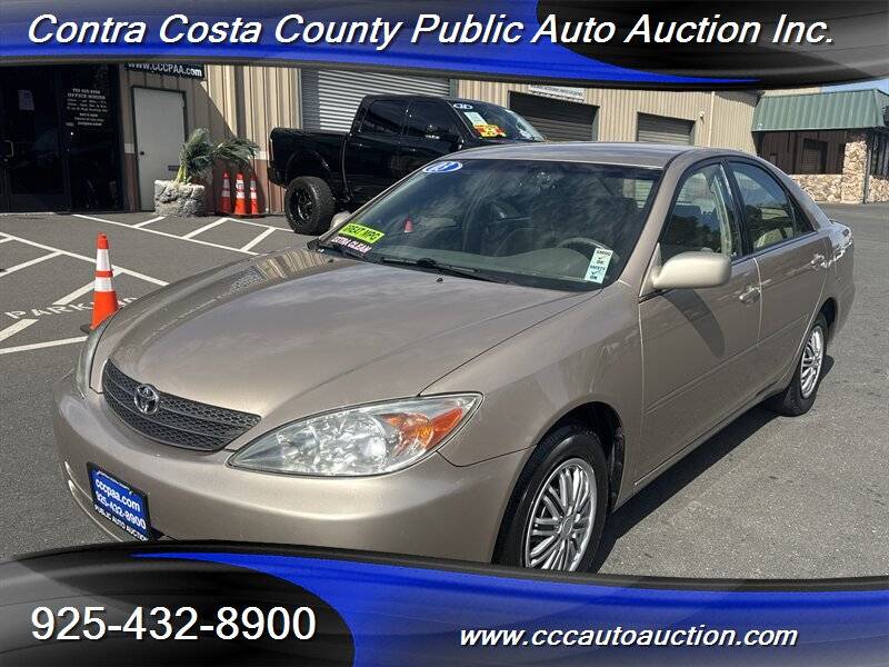 2003 Toyota Camry LE — Sedan — 122,476 mi — Pittsburg, CA