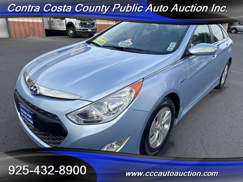 2015 Hyundai Sonata Hybrid Base — Sedan — 18,562 mi — Pittsburg, CA