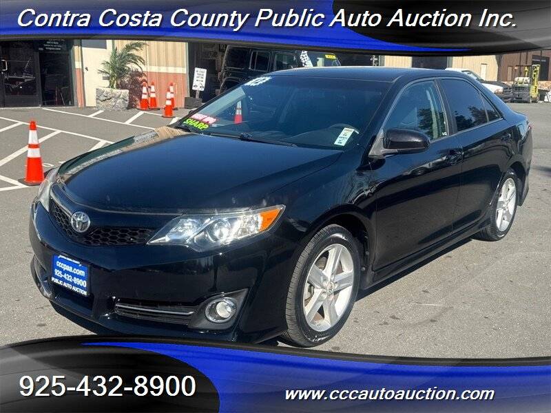 2012 Toyota Camry SE — Sedan — 113,318 mi — Pittsburg, CA