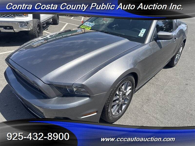 2014 Ford Mustang V6 Premium — Coupe — 135,325 mi — Pittsburg, CA