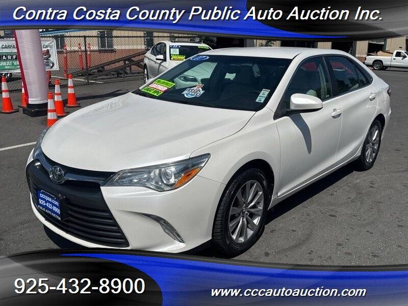 2017 Toyota Camry XLE — Sedan — 62,229 mi — Pittsburg, CA