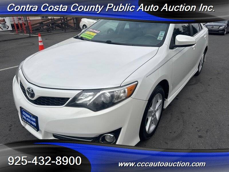2014 Toyota Camry SE — Sedan — 47,812 mi — Pittsburg, CA