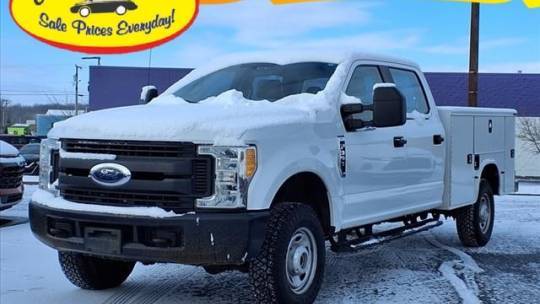 2017 Ford Super Duty F-350 XL — Pickup Truck — 158,321 mi — Decatur, IN