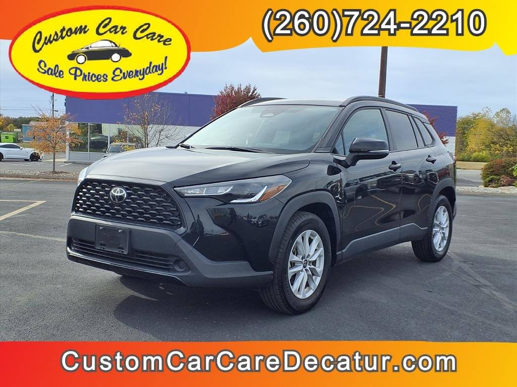 2024 Toyota Corolla Cross LE — SUV — 26,817 mi — Decatur, IN