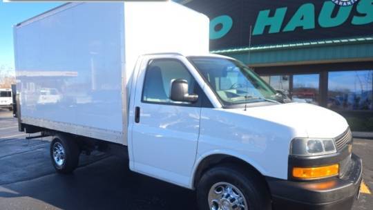 2018 Chevrolet Express Commercial Cutaway 3500 — Chassis Cab Truck — 84,118 mi — Frankfort, IL