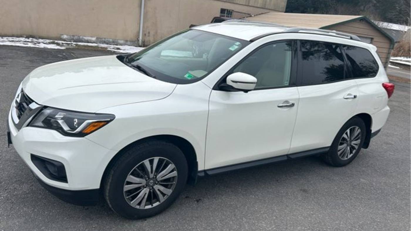 2019 Nissan Pathfinder SL — SUV — 64,483 mi — Hayes, VA