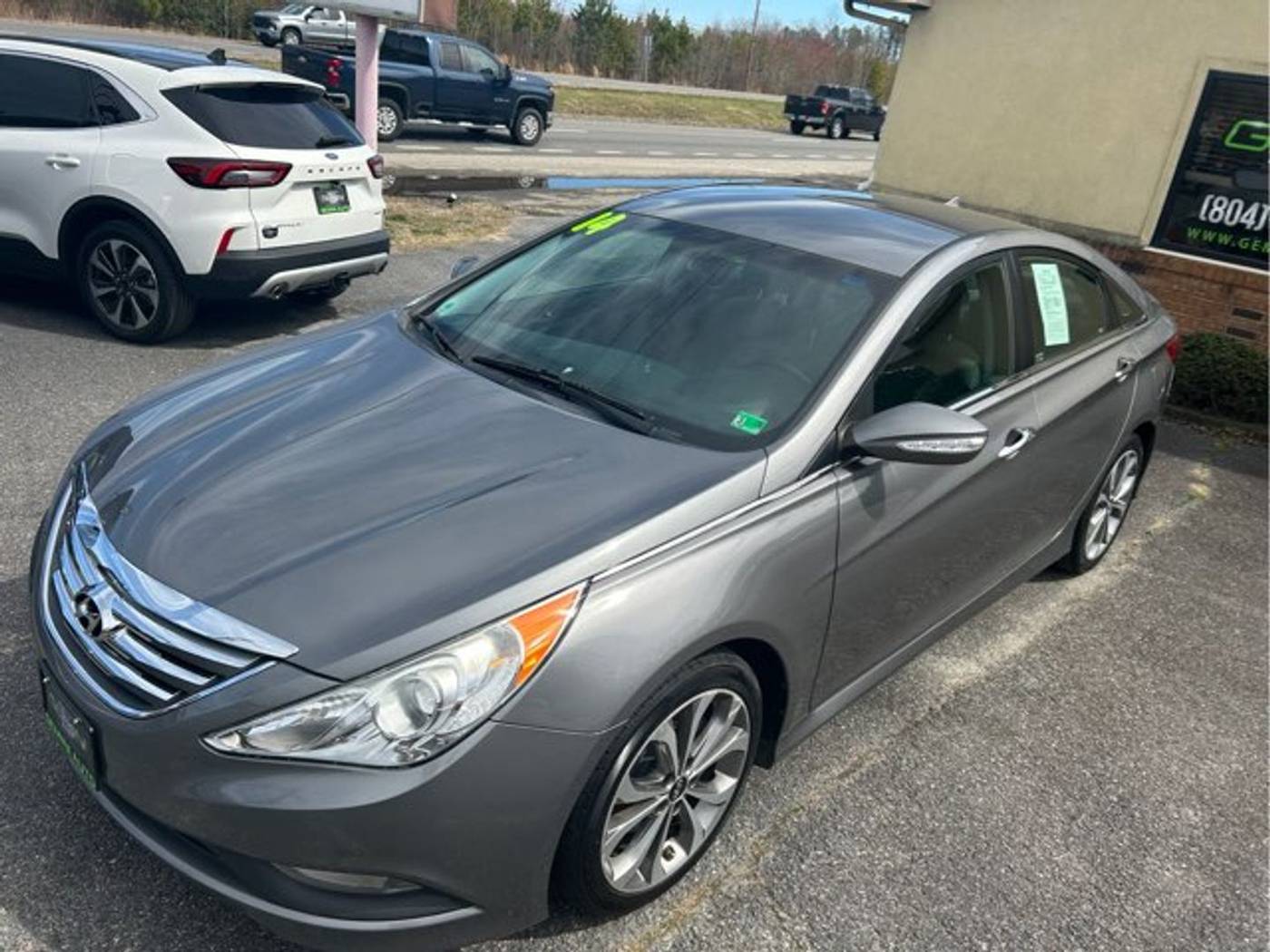 2014 Hyundai Sonata SE 2.0T — Sedan — 81,815 mi — Hayes, VA