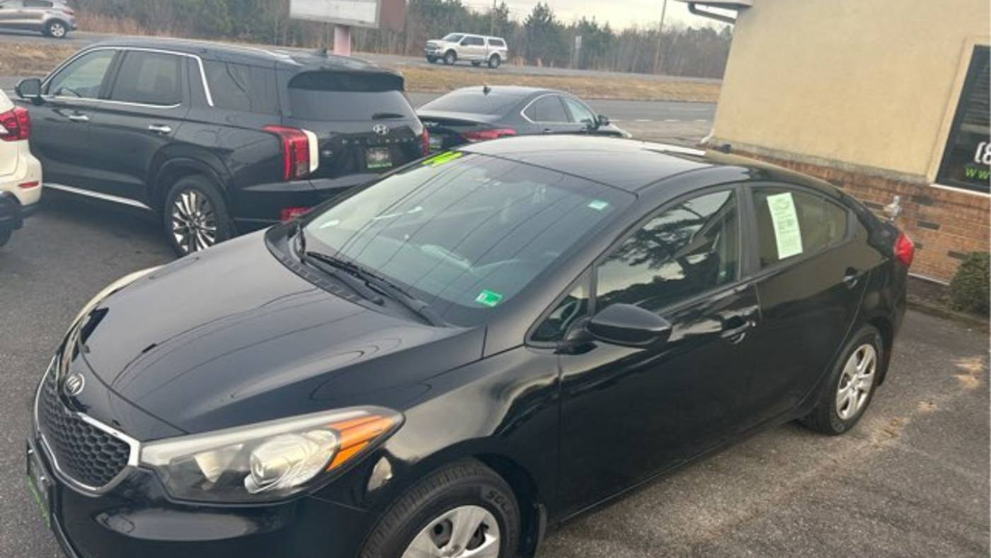 2014 Kia Forte LX — Sedan — 86,100 mi — Hayes, VA