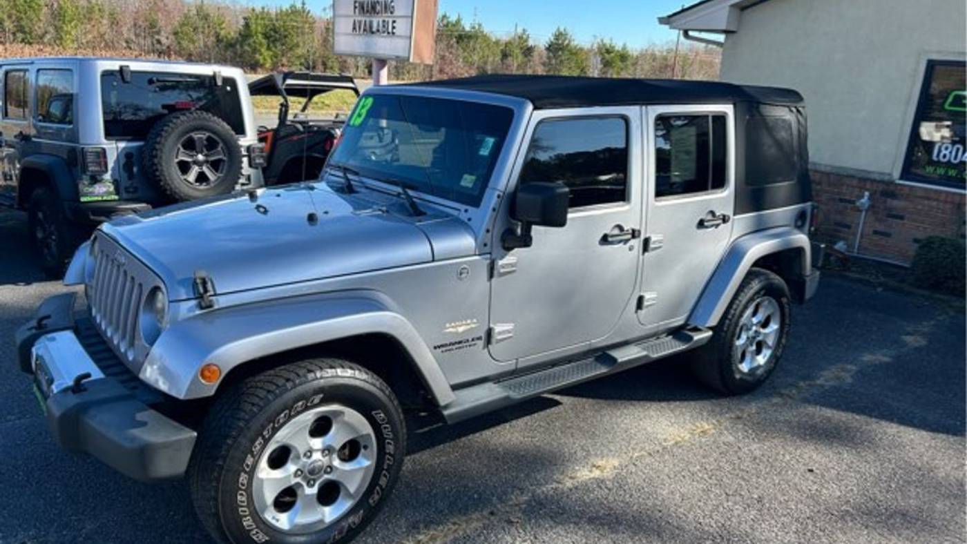 2013 Jeep Wrangler Sahara — SUV — 103,405 mi — Hayes, VA