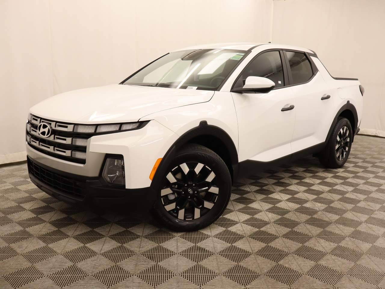 2025 Hyundai Santa Cruz SE — Pickup Truck — 4,054 mi — Scottsdale, AZ