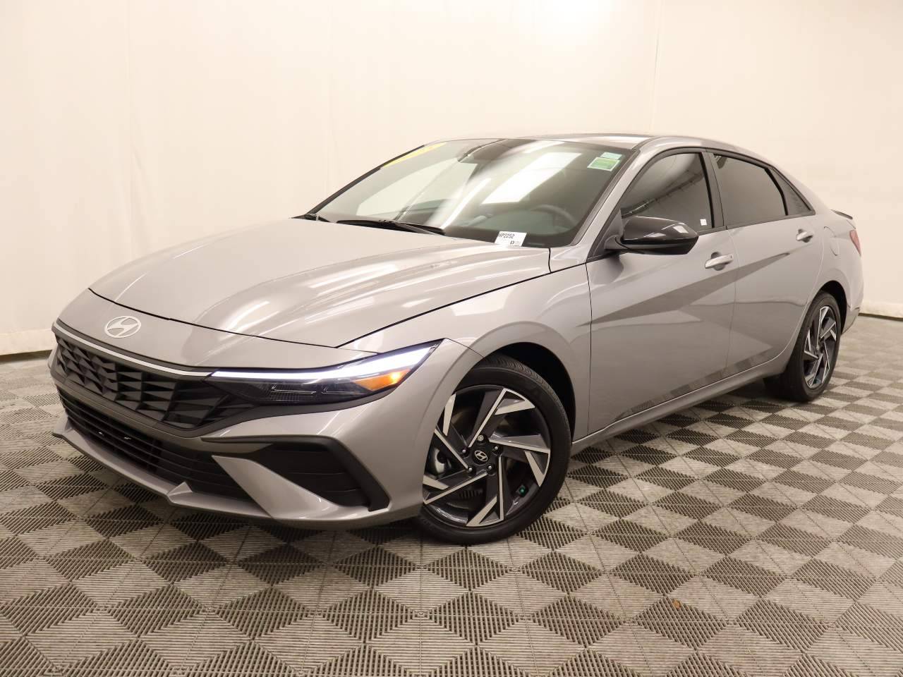 2025 Hyundai Elantra SEL Sport — Sedan — 6,039 mi — Scottsdale, AZ