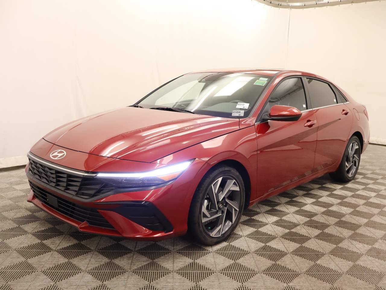 2025 Hyundai Elantra SEL Convenience — Sedan — 3,256 mi — Scottsdale, AZ