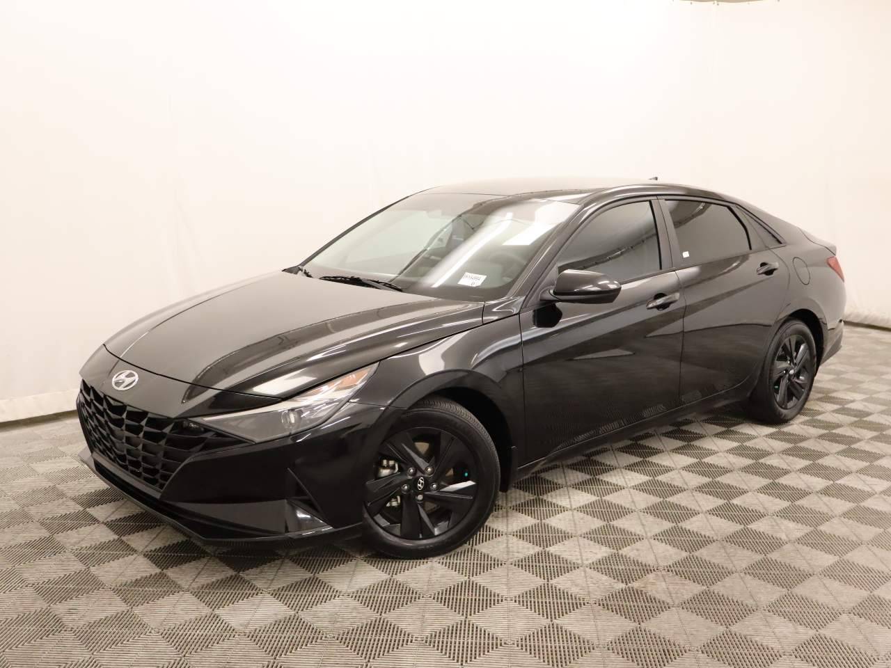 2023 Hyundai Elantra SEL — Sedan — 21,831 mi — Scottsdale, AZ