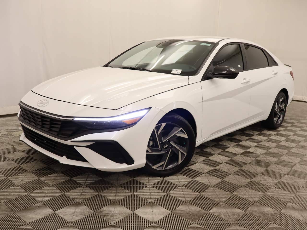 2025 Hyundai Elantra SEL Sport — Sedan — 10,876 mi — Scottsdale, AZ